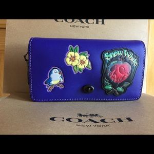 Disney Coach Snow White Dark Fairytale Dinkey